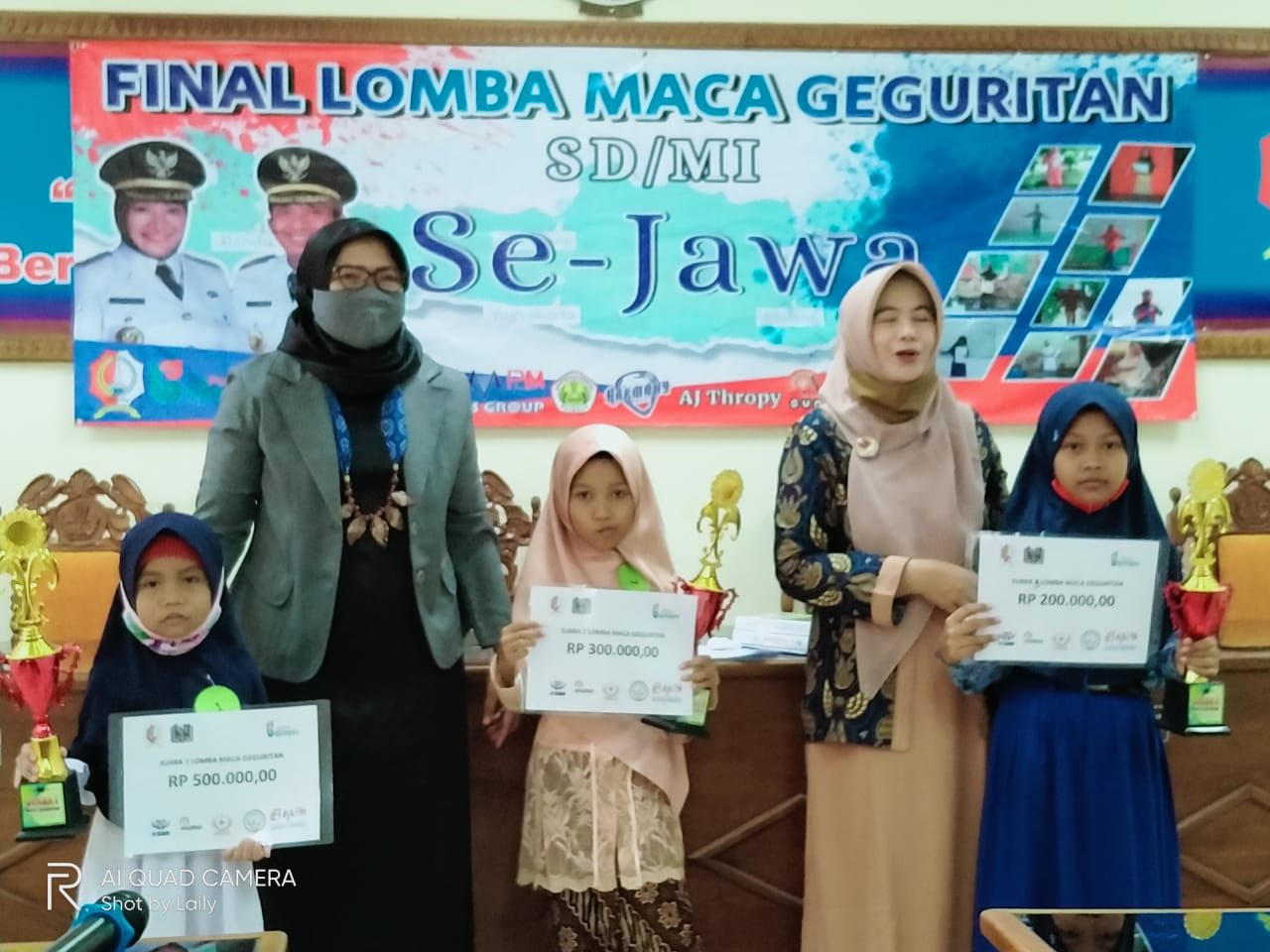 Siswi SD Muhammadiyah 3 ICP Sumberrejo Juara Lomba Geguritan