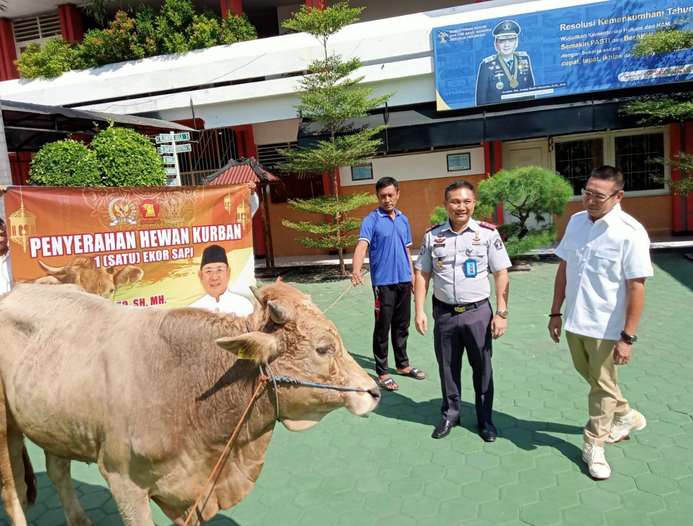 Idul Adha Wihadi Wiyanto Serahkan Kurban Ke Lapas Bojonegoro