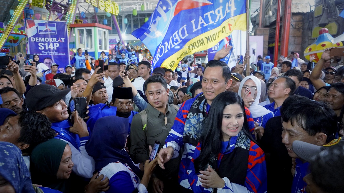 Kampanye Di Bojonegoro Ahy Galang Dukungan Demokrat Untuk Prabowo