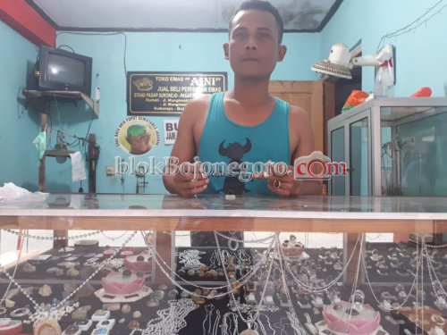 Akik Tak Laris Lagi, Pesanan Masih Stabil