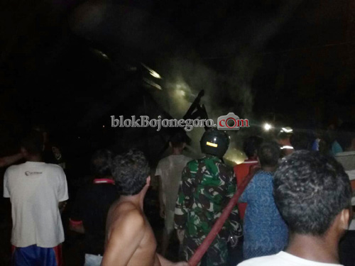 Rumah Terbakar, Motor dan 40 Sak Gabah Ludes