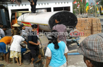 Kemarau, BPBD Sudah Distribusikan 26 Tangki Air Bersih