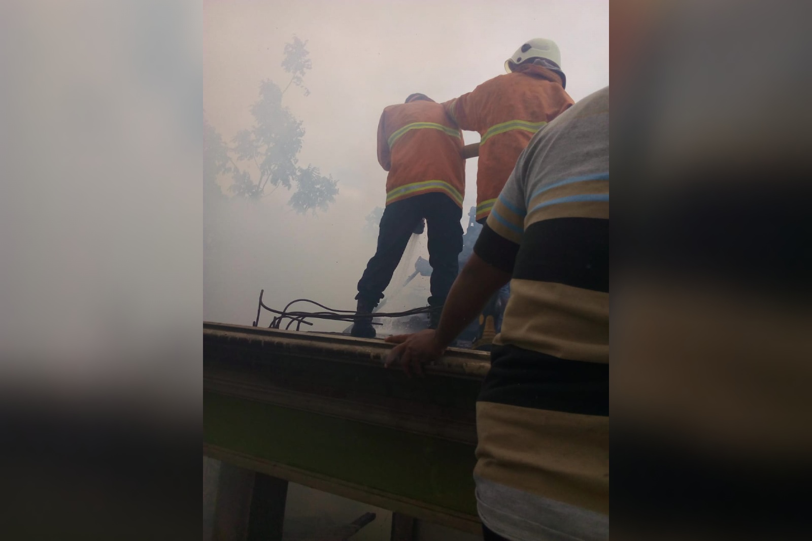 Konsleting Listrik, Gudang SMP PGRI di Kedungadem Terbakar