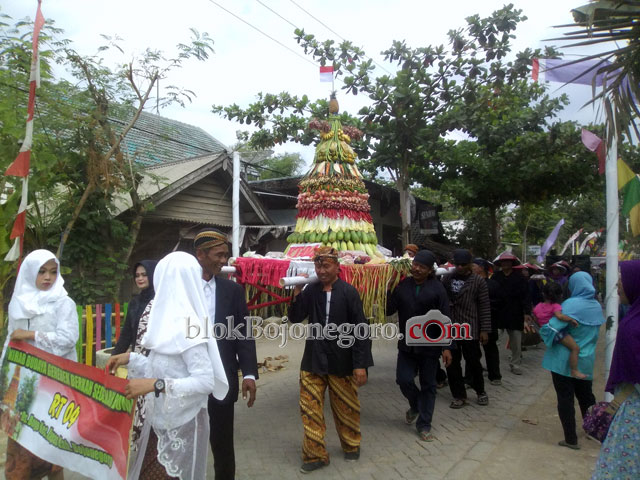 Wujud Syukur, Desa Bogo adakan Grebek Berkah