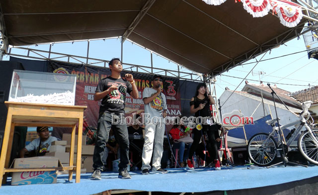 Jalan Sehat dan Pentas Seni Tutup Rangkaian HUT RI ke 73 di Kalianyar