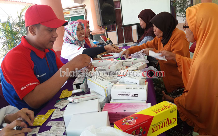 Sukowati Field Gelar Pengobatan untuk Masyarakat