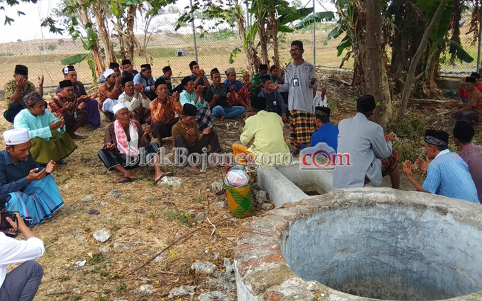 Lestarikan Tradisi, Warga Gayam Gelar Sedekah Bumi di Lapangan Banyuurip
