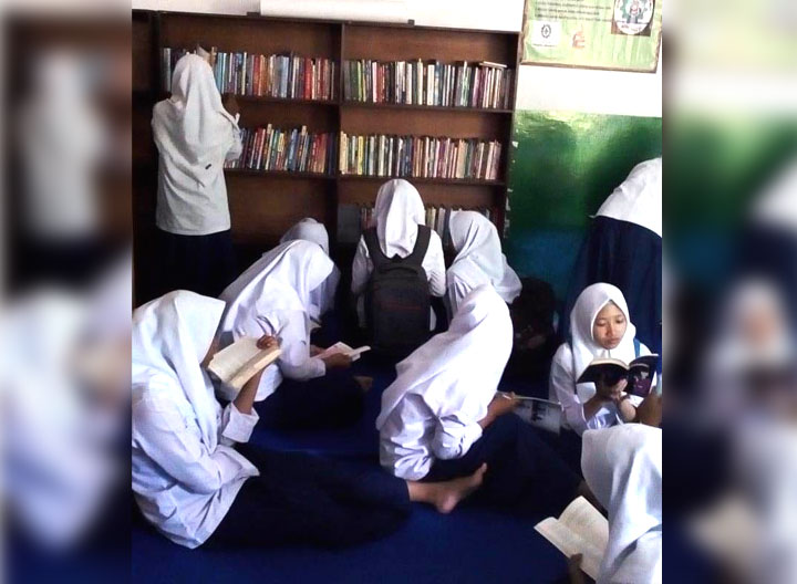 Buku Perpustakaan Baru, Siswa Langsung Serbu