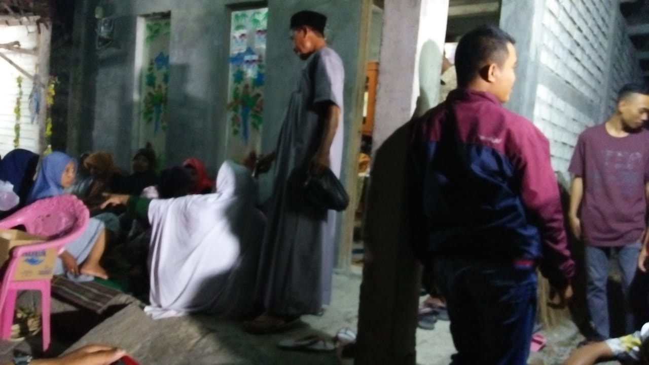 Ayah Datang, Jenazah Hengki Dimakamkan
