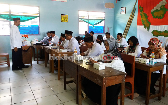 Ribuan Guru Madrasah Ikuti Ujian Kompetensi Guru Berbasis Android