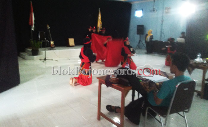 Peringati Hari Sumpah Pemuda, IKIP PGRI Gelar IMB