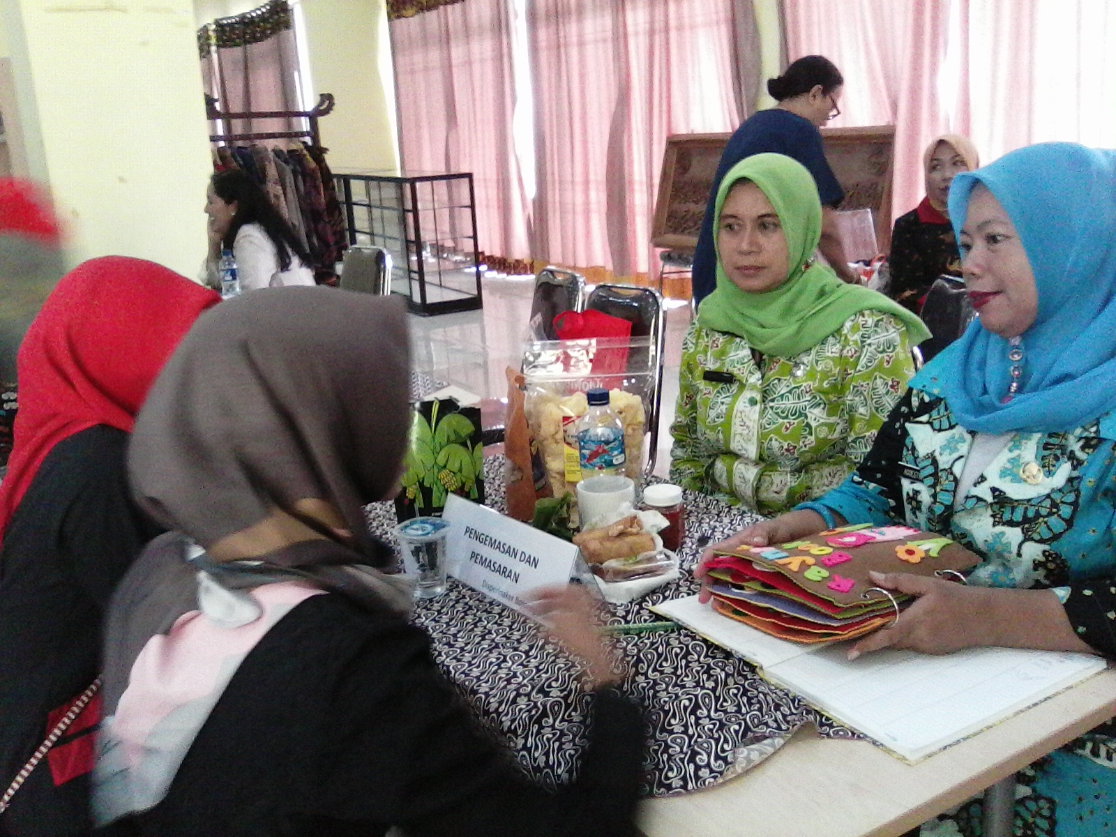 Pelaku Usaha Manfaatkan Meja Konsultasi Produk