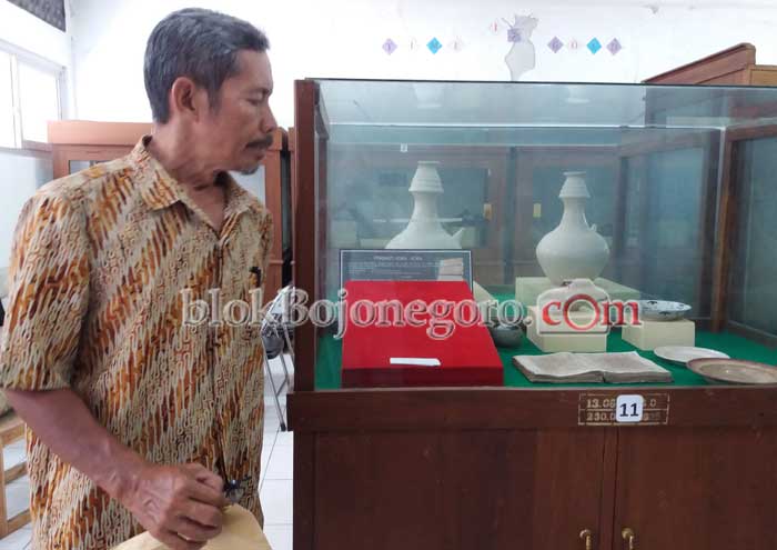 Prasasti Adan-adan Diteliti Ulang di Mojokerto