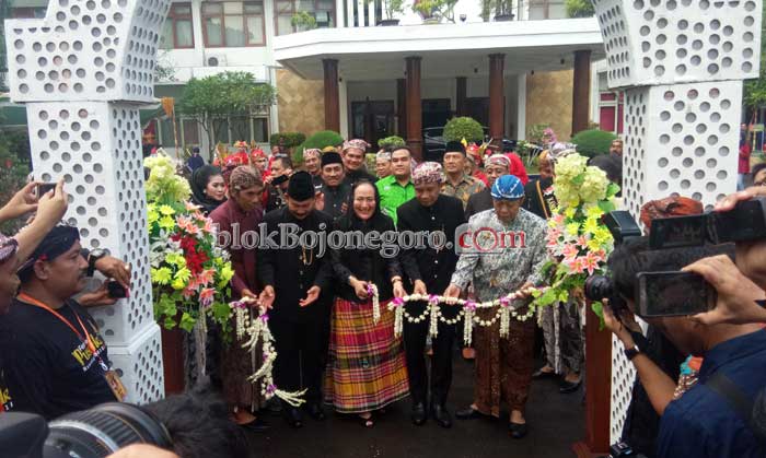 Buka Festival Pusaka, Bupati Ajak Cintai Warisan Leluhur