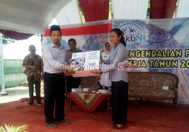 Banyak Doorprize, Tandai Lahirnya Pojok Kependudukan di YSM Margoagung