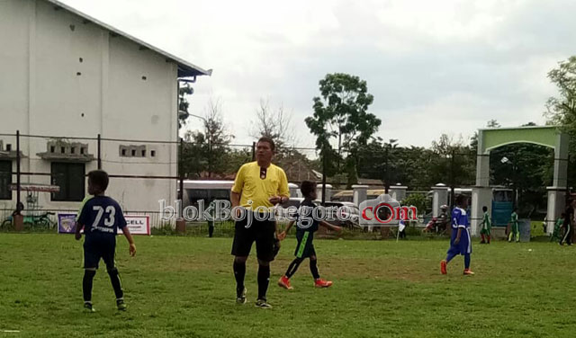 Masih Pakai Wasit Tua, Askab PSSI Pertanyakan Komwas