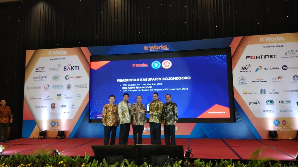 Raih Dua Prestasi di Bidang IT, Pemkab Komit Terus Tingkatkan Layanan