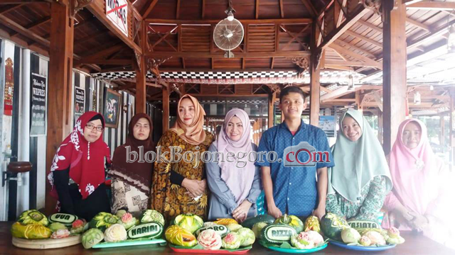 Jalankan Ekonomi Kreatif Lewat Garnis dan Fruit Carving