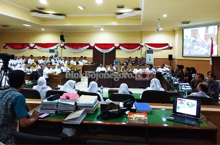 Wah....! Insentif Tenaga Kesehatan Bakal Naik 2019
