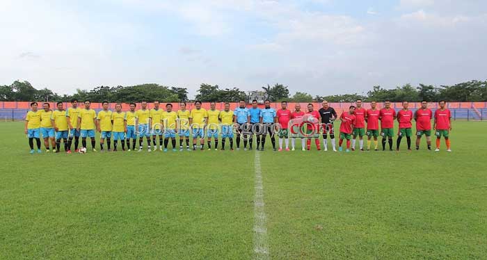 Laga Eksibisi DPRD FC Vs EMCL Berakhir Imbang