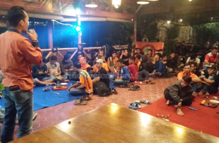Ingin Bangun Persibo, Ratusan Suporter Ikuti Diskusi