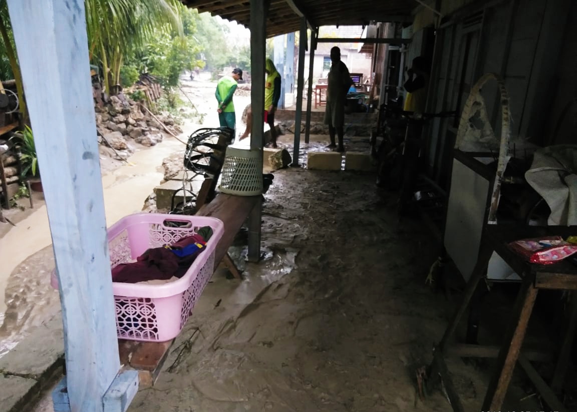 Akibat Hujan Deras, Desa Bobol Sekar Dilanda Banjir Bandang