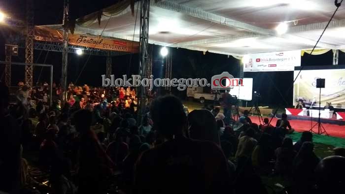 Membludak, Penonton Antusias Saksikan Rangkaian Festival Bengawan