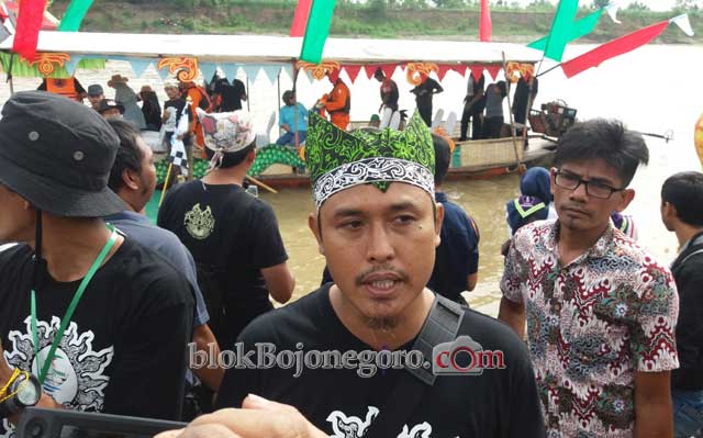 Momen Ajak Masyarakat Jaga Kebersihan dan Tunjukkan Kemandirian
