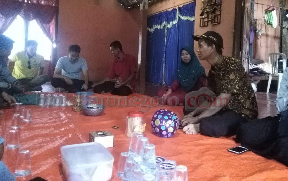 Tepat 1 Tahun Jadi Sekdes Sambongrejo, Begini Sosok Almarhum