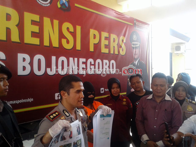 Ha..! Mucikari Online di Bojonegoro Ditangkap Polisi