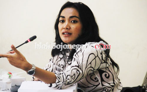 Perempuan Terjerumus Prostitusi, Ini Penyebabnya