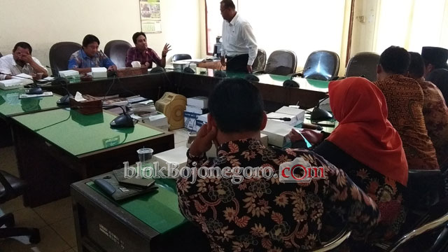 Komisi A DPRD Rapat Kerja dengan Bawaslu Bojonegoro