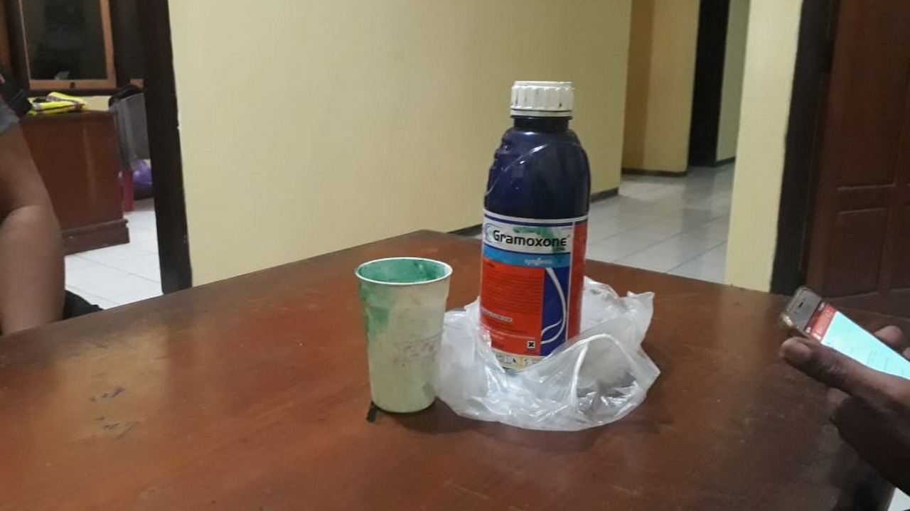 Tenggak Racun Pembasmi Rumput, Gadis Malo Meregang Nyawa