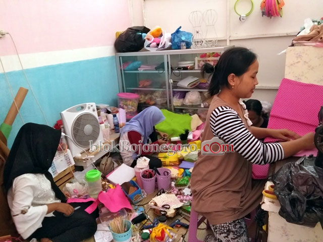 Mulai Usaha Kerajinan dari Bantal Jarum Pentul
