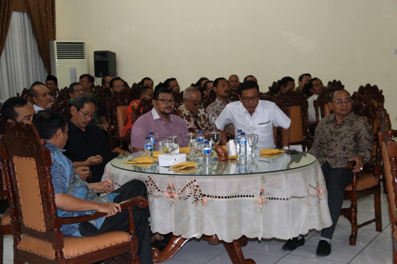 Kadin Peternakan dan Sekwan DPRD Purna Tugas