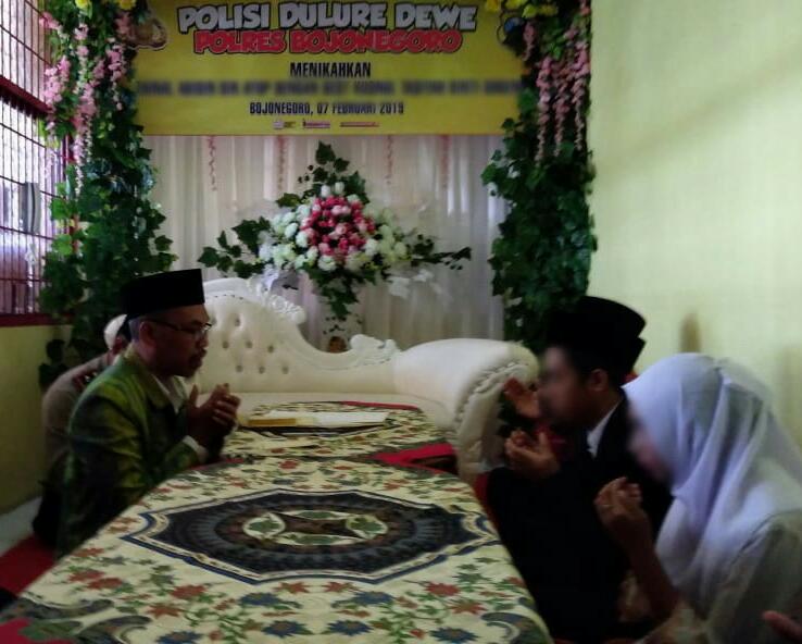 Moment Bahagia, Tahanan Ini Menikah di Mapolres Bojonegoro