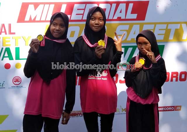 Menjadi Langganan Juara, MTs dan MA Miftahul Huda, Borong Medali
