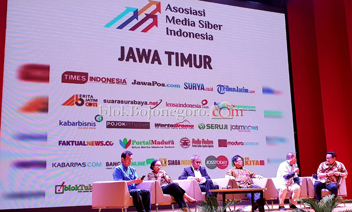 Regulasi dan Transformasi Media