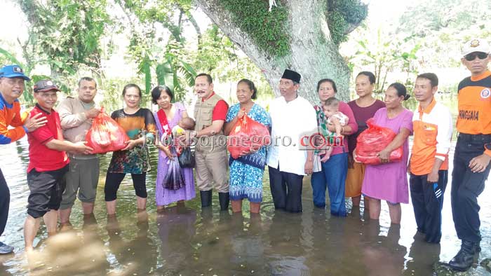 Bantuan Korban Banjir Mulai Berdatangan