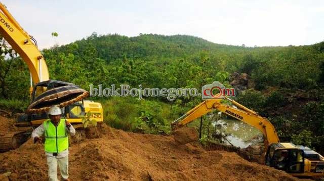 Sudetan Sungai Kedungsumber Masih Tersendat