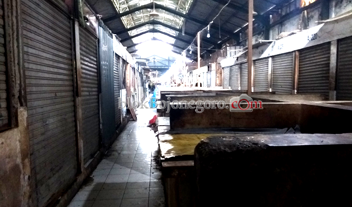 Pemilu, Pedagang Ikan Sumberrejo Pulang Lebih Awal