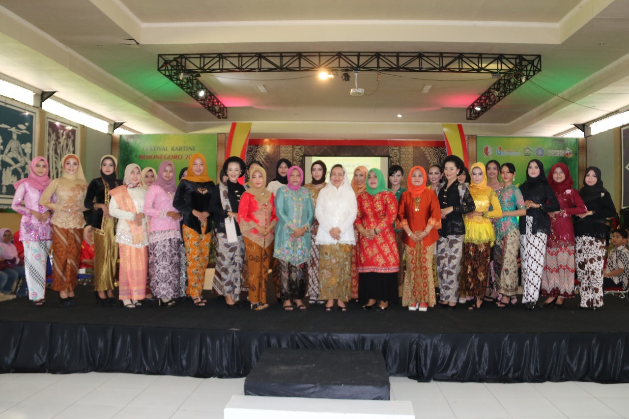 Buka Festival Kartini, Bupati: Pejuang Gender Harus Tetap Ingat Kodrat