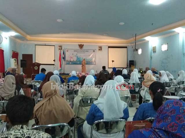 34 Peserta, Tunjukkan Kemampuan Berbahasa Inggris dalam Speech Contest