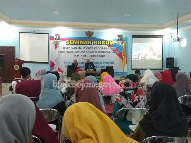HMP PPKn Adakan Seminar Bertema Payung Hukum Bagi Tenaga Didik