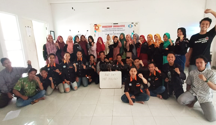 Hari Buruh, FKMB UINSA Adakan Workshop dan Bedah Film