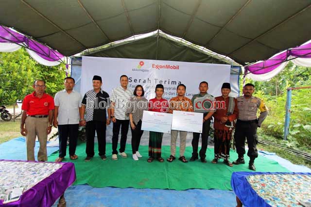Antusias, Pemdes Leran Tambah 100 Unit Jamban Sehat Bantuan EMCL