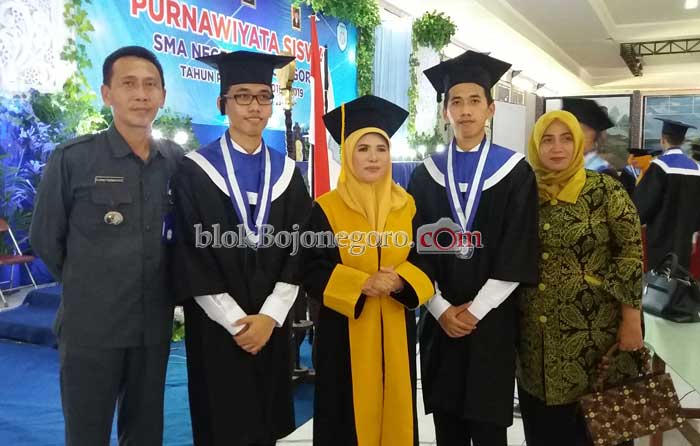 Tak Ada Persiapan Khusus Saat UN, Pilih Belajar Masuk PT