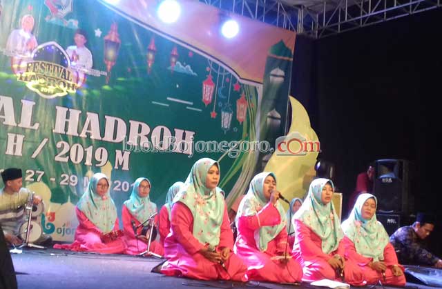 Shofa Azzahra Meriahkan Festival Hadrah Bojonegoro 2019