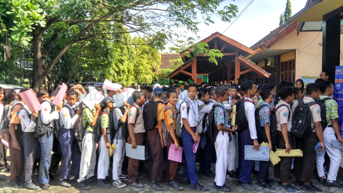 H-2 Lebaran, SMA/SMK Tetap Layani Pengambilan PIN