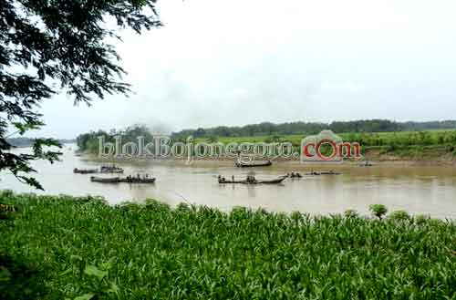 Ancaman Denda Tambang Pasir Ilegal Rp10 M
